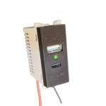 ⁦بريزة شاحن اسود مط USB + Type C 5V – 2.1A - سانشي شرم⁩ - الصورة ⁦3⁩